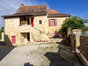 Gîte près de Sarlat avec cheminée, jardin clos et activités en Dordogne - FR-1-616-73